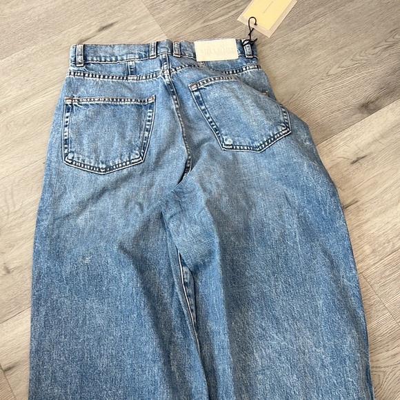 New - GRLFRND Morgan High Rise Pleated Wide Leg Jeans 100% Cotton Size 26 - Picture 4 of 9